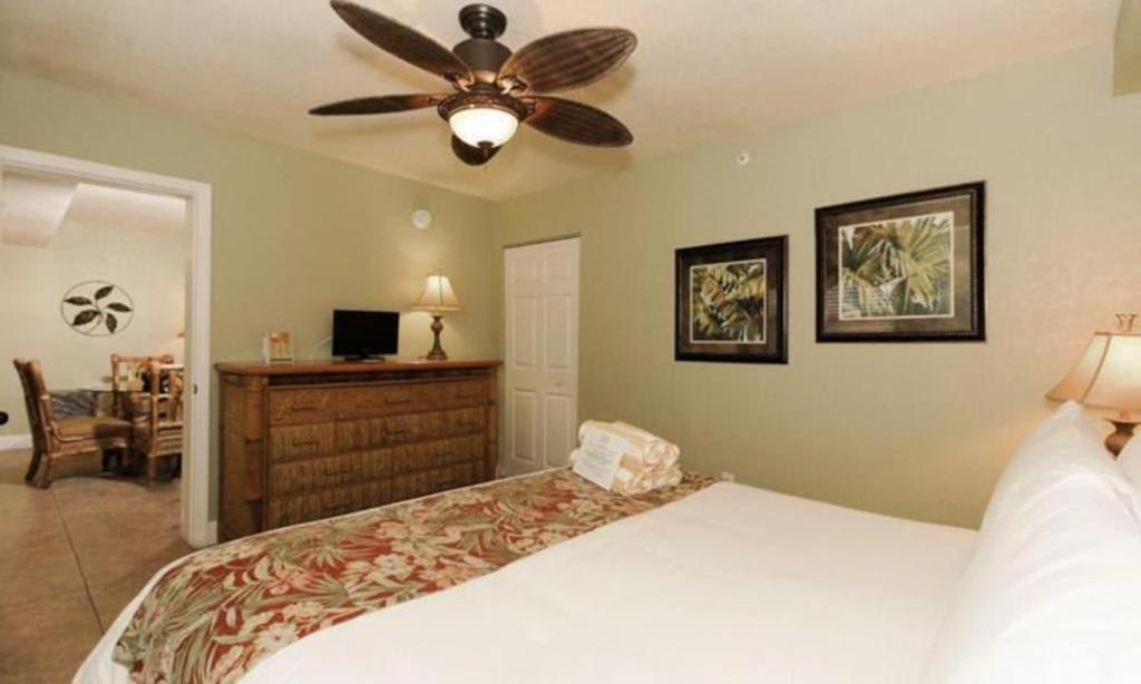 Beso Del Sol Resort Dunedin Exterior photo